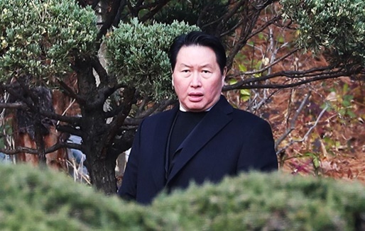 최종건 SK 창업주 44주기 추모식…SK 일가 모여