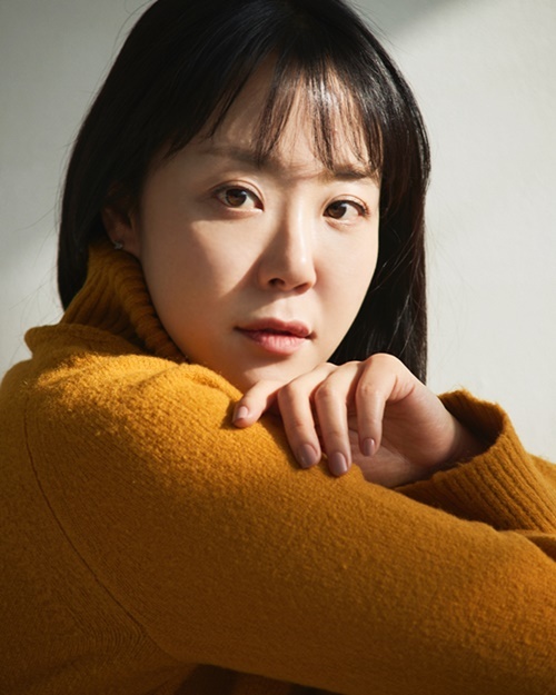 이지해, 디퍼런트컴퍼니와 전속계약…데뷔 18년만 첫 소속사