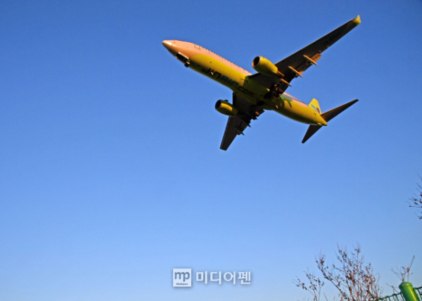 [특징주]일본입국 규제완화 가능성 항공·여행주 급등