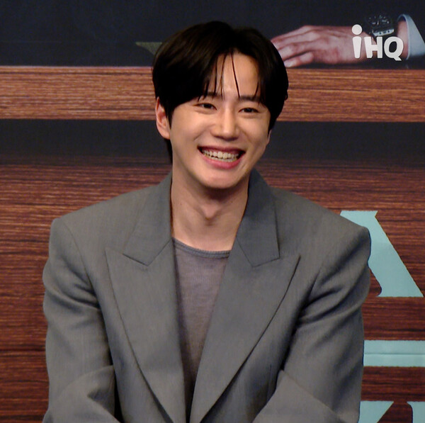 '신입사원 강회장' 입대 앞둔 이준영, 1인 2역 도전?..."가장 파격적인 모습 보여주고 싶었다" [K영상]