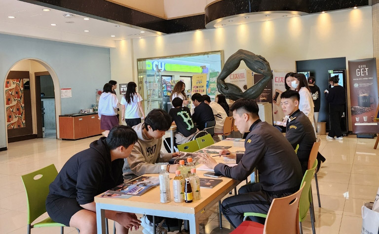육군3사관학교, 대학 방문 생도 모집 홍보
