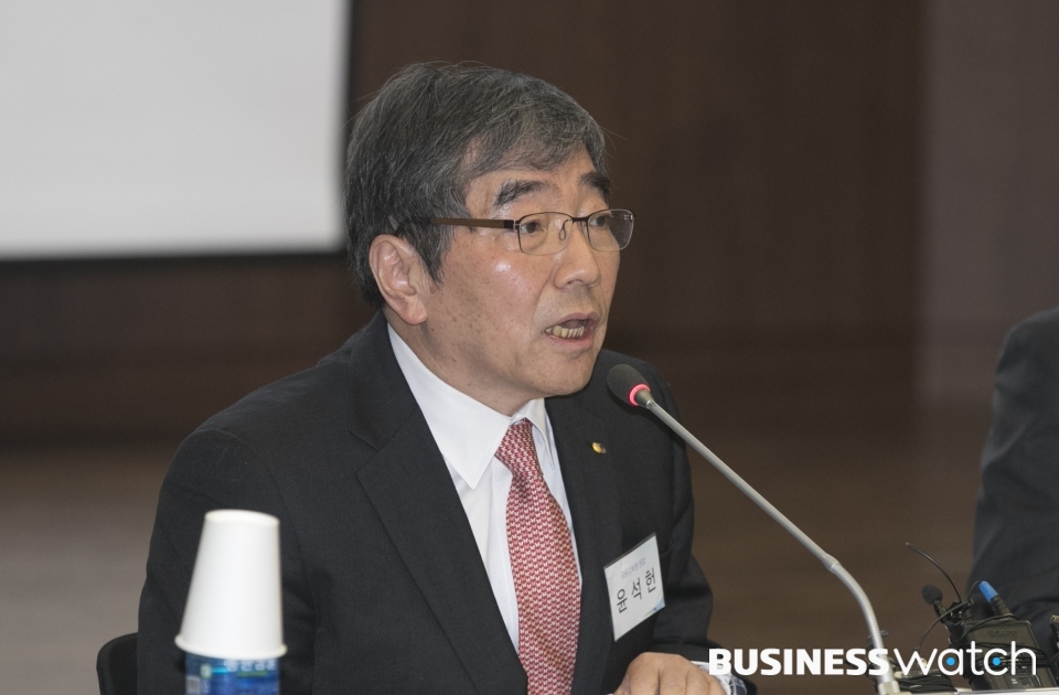  최종구·윤석헌, 근로자추천이사제-은산분리 한발씩 양보 
