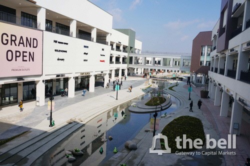 [더벨]가깝고 여유있게 현대百 첫 프리미엄 아울렛 오픈