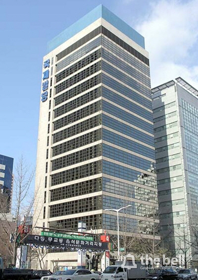 [더벨]건설근로자공제회, 국제빌딩 매입했다