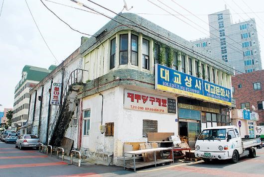 [제주 원도심, 이야기의 발견](11) 최초의 공간들