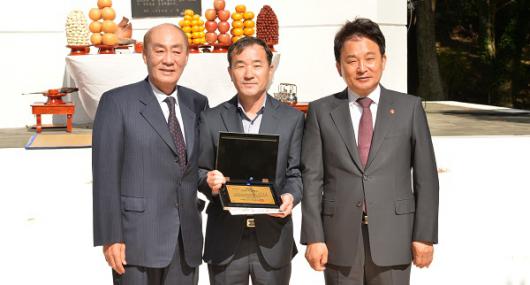 故 김선웅 군 김만덕 의인 특별상