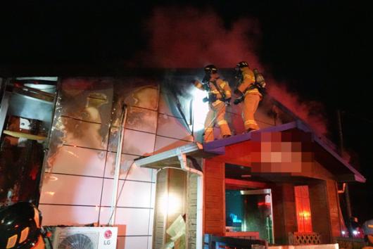 제주시 노형동 소재 애견카페서 불 화들짝