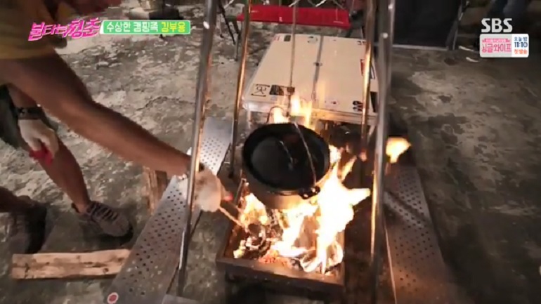 불타는 청춘 캠핑족 김부용, 더치 오븐 돼지고기김치찜