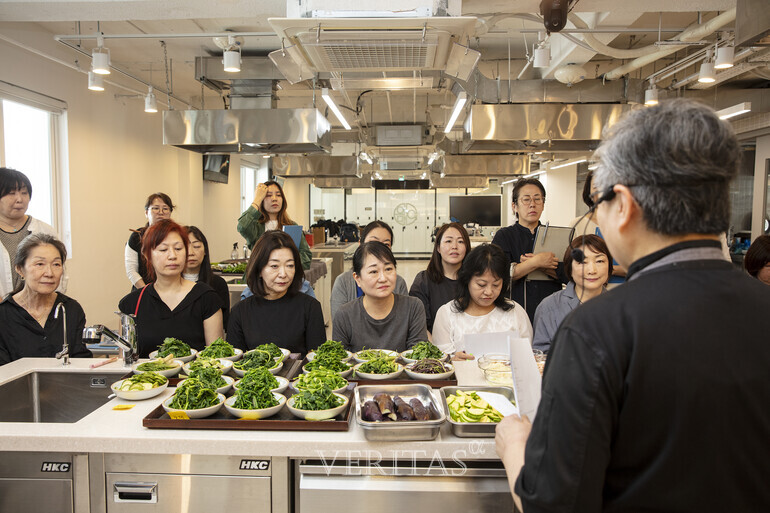 부산대 동의보감아카데미 일본인 대상 푸드테라피전문과정 운영