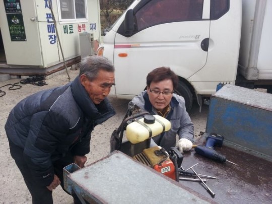 순창농협 풍산지점 소형농기계 수리봉사활동 전개