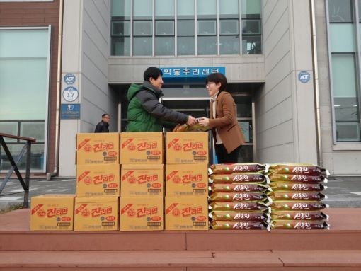 군산지역 이웃돕기 손길 이어져