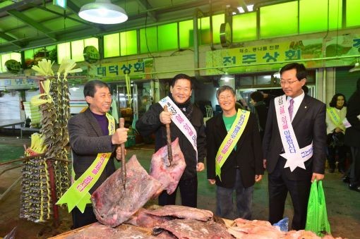 고창군, 설 맞이 전통시장 장보기 행사