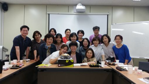 전주시 상상동아리 아모플러스 독서토론 가져
