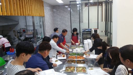 전주 덕진구청 구내식당 23년 만에 새 단장