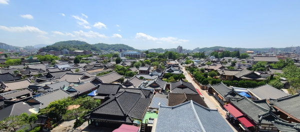 전주한옥마을 푸른 하늘