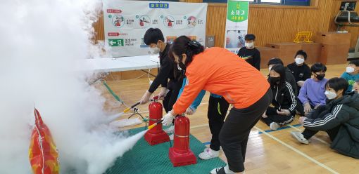 (사)한국아동청소년안전교육협회 전북본부 안전체험 교육 큰 호응