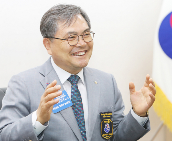 <초대석> 국제로타리 3670지구 제51대 박종완 총재 이임