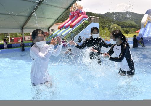 장수누리파크에서 여름 물놀이 즐겨요
