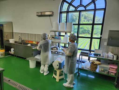 임실군 여름철 맞이 유가공업체 위생 점검 나서