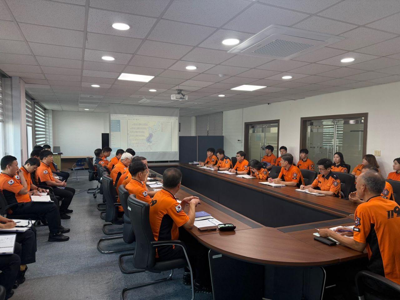 군산소방서, 제18호 태풍 끄라톤 대비 상황판단 회의