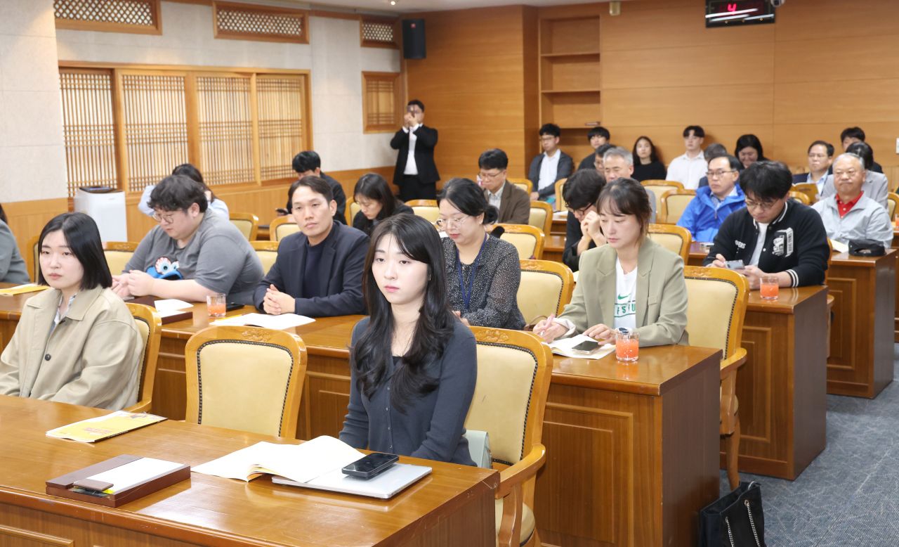 예술가×기획자×중간지원조직×행정×의회까지 머리 맞댄 전주시 문화예술의 현재와 미래를 전망하는 정책토론회 개최
