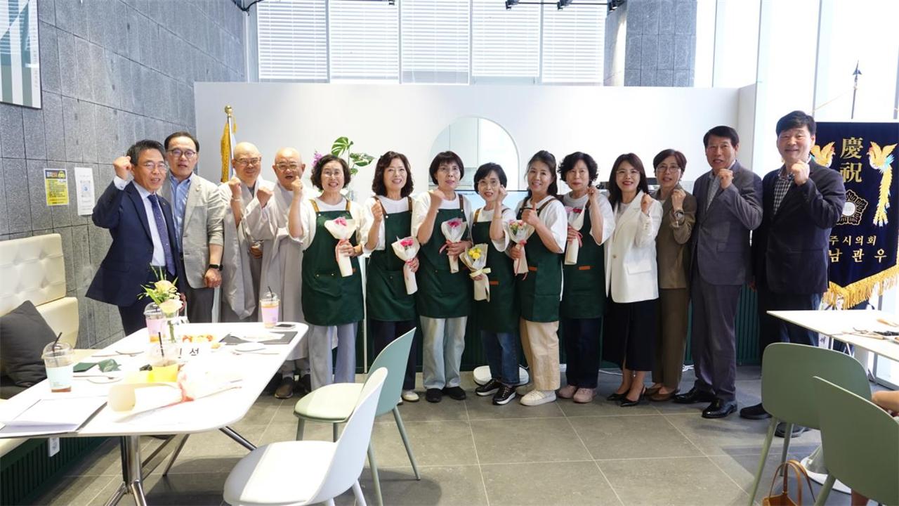 전주서원시니어클럽, 카페 온 (cafe ON) 개업