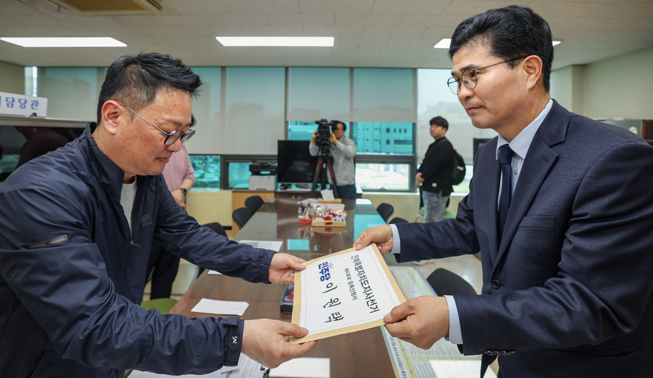 이원택, 전북도지사 예비후보 등록…지선 승리 대장정 돌입