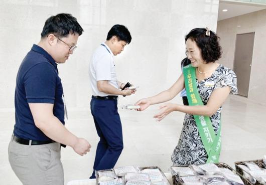 나주시 ‘쌀의 날’ 기념 쌀떡 나눔 행사