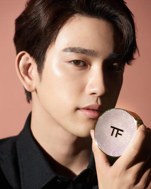 천우희 GOT7 진영, 톰 포드 뷰티 필름 공개