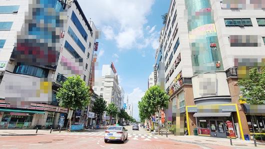 ‘유흥업소 집합금지 발동’ 상무지구 가보니
