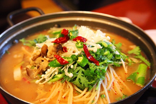 경포대 맛집 소나무집 초당순두부, 남녀노소 즐길 수 있는 이색 매뉴 제공