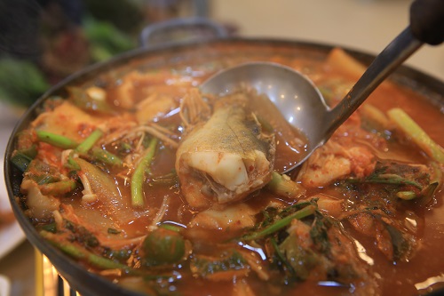 단양 맛집 단양쏘가리회매운탕, 부모세대부터 아이까지 함께 즐길 수 있어