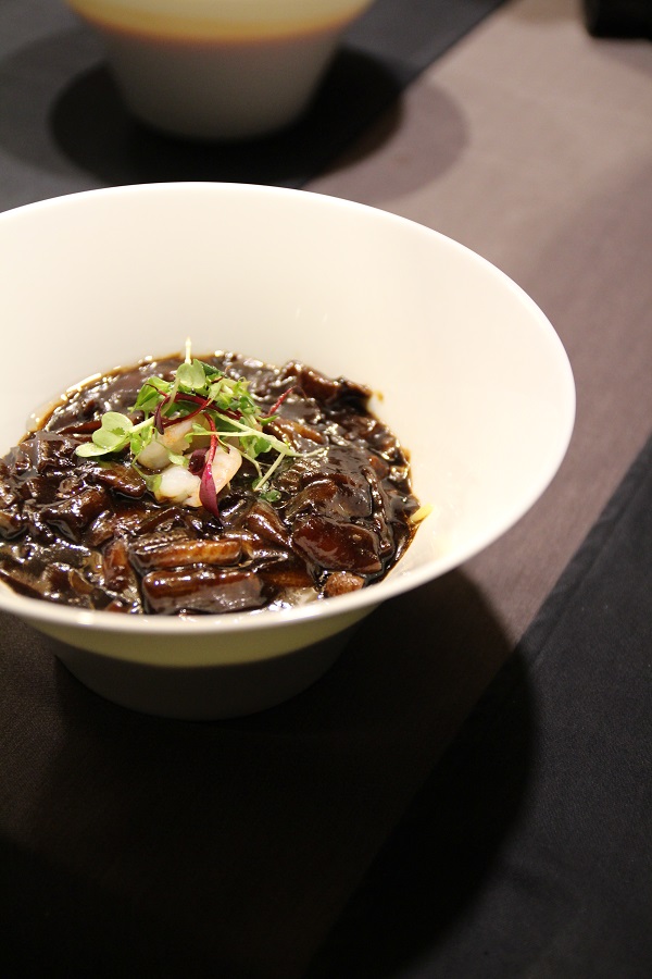 삼청동 맛집 길운구락부, 트러플 오일 짜장면 이색 메뉴 인기몰이