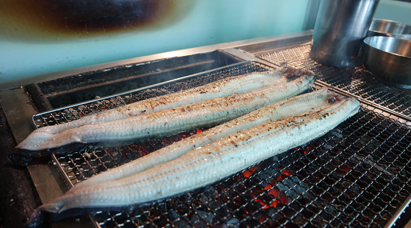 기흥구 맛집 만미정, 더운 여름 체력을 보강해 줄 용장어 보양식전문점으로 유명