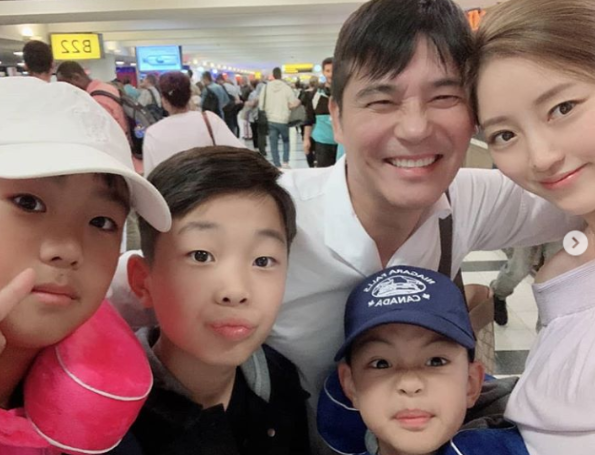 임창정 나이-모서리 족발 화제, 인스타그램 아들과 행복한 일상...전부인 김현주, 재혼 아내 누구?
