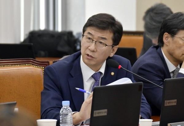 [생생국회] 고용진 "사모 최소가입기준 조정해 투자자보호 사각지대 해소해야"