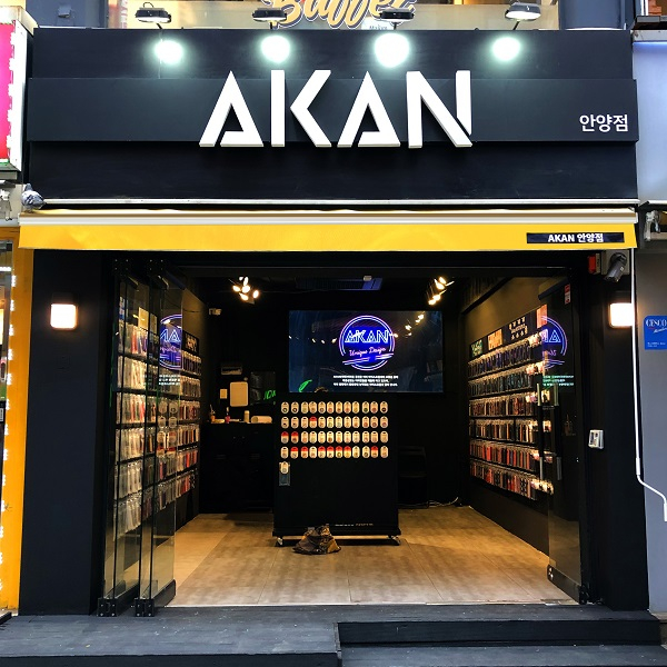 패션 폰케이스 아칸 안양일번가 로드매장 오픈