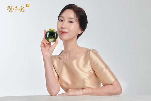 김희정, 뉴트리오투 화장품 브랜드 천수윤진 모델 발탁