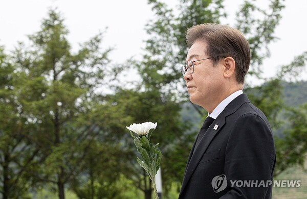 이재명, 문재인 전 대통령과의 김해 회동…대선 결집 위한 주요 메시지 공유