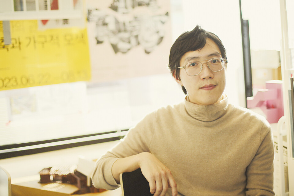 모어레스 건축사사무소 소장 김영수 ① / 단순할수록 풍부해진다