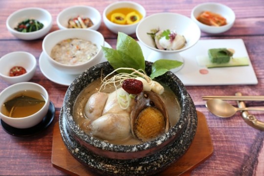 원기회복 산양산삼 특선...롯데호텔제주서 맛보세요