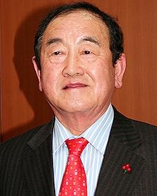 홍명표 사단법인 제주언론인클럽 회장 유임