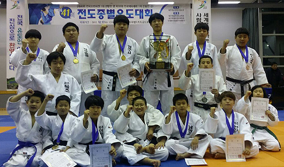 전국.소년체전 선발 제41회 제주 종별유도대회 후끈