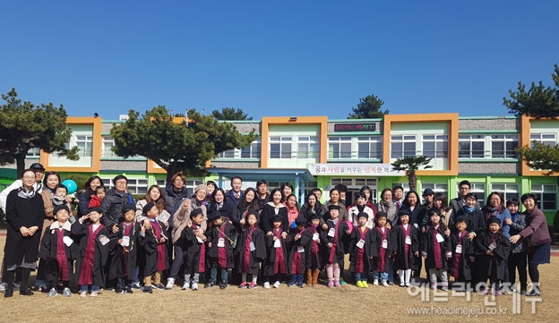 도순초 학교살리기 온힘에 반짝이는 새별 17명 입학