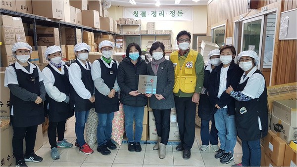 더조은푸드 적십자 희망나눔 명패 달기 동참