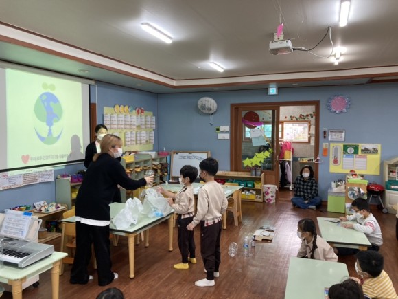 동홍동, 찾아가는 어린이 분리배출 체험교실 운영