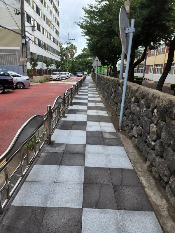 신광초등학교 안전한 보행환경조성