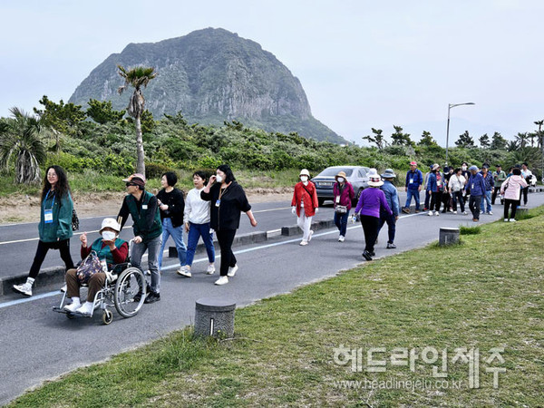 제주 무장애 여행주간, 올레길 10코스 휠체어 구간 걷기 행사
