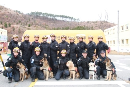 부산소방본부, 대규모 자연재해 대비 ‘합동 인명구조훈련’