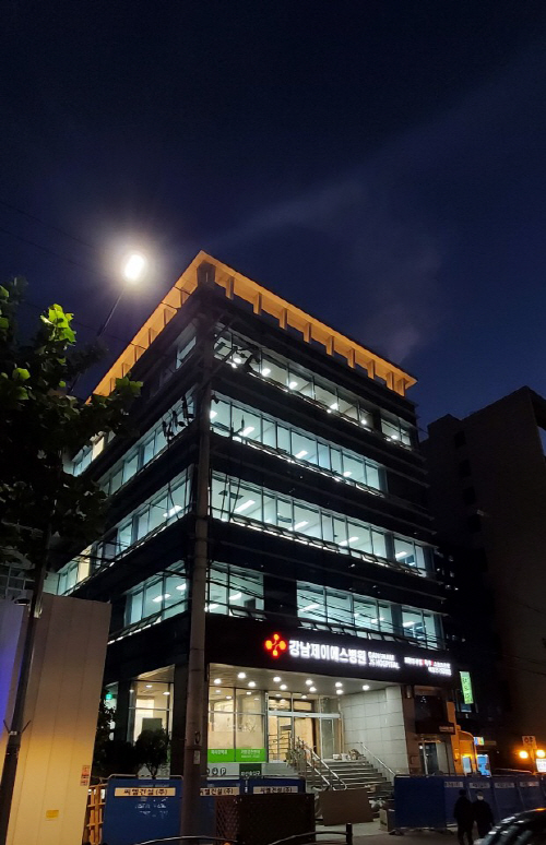 줄기세포 치료 명문 강남제이에스병원, 뱅뱅사거리 사옥 이전 개원